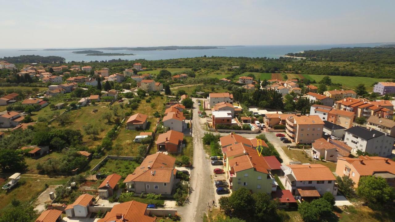 Apartman Пула Екстериор снимка
